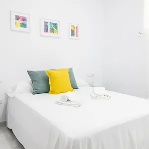 https://casa-patio-la-vina-wifi-petfriendly-ecofriendly.hotelsincadiz.net
